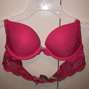 Light pink lace Victoria Secret Bra